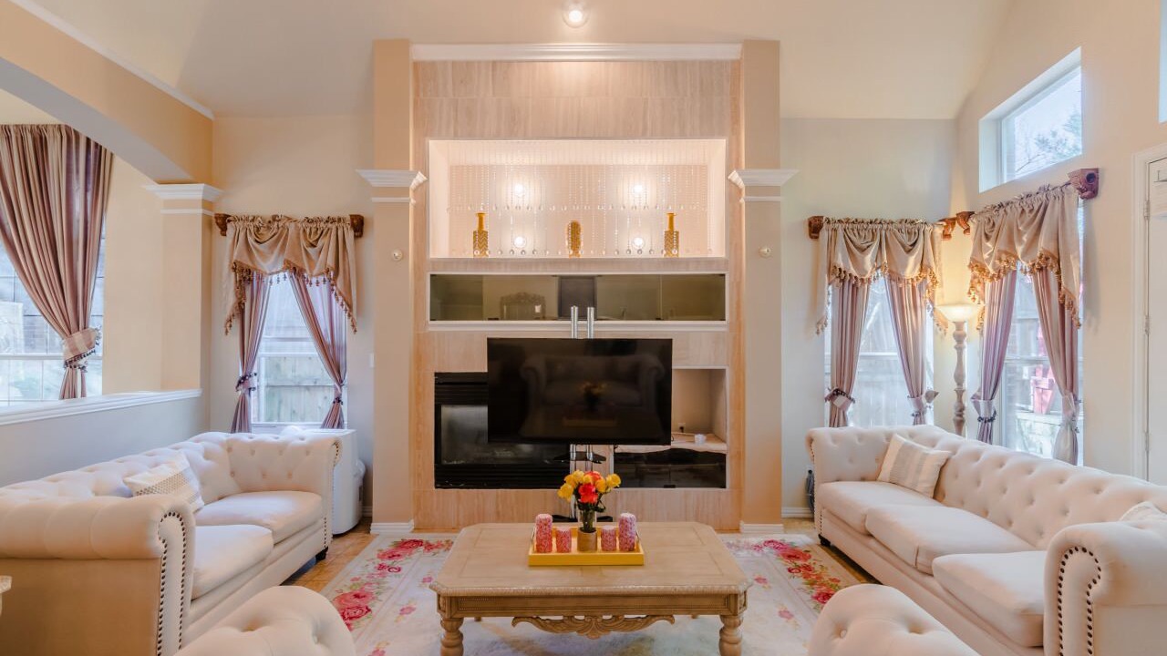 Photo of Livingroom in Far North Dallas