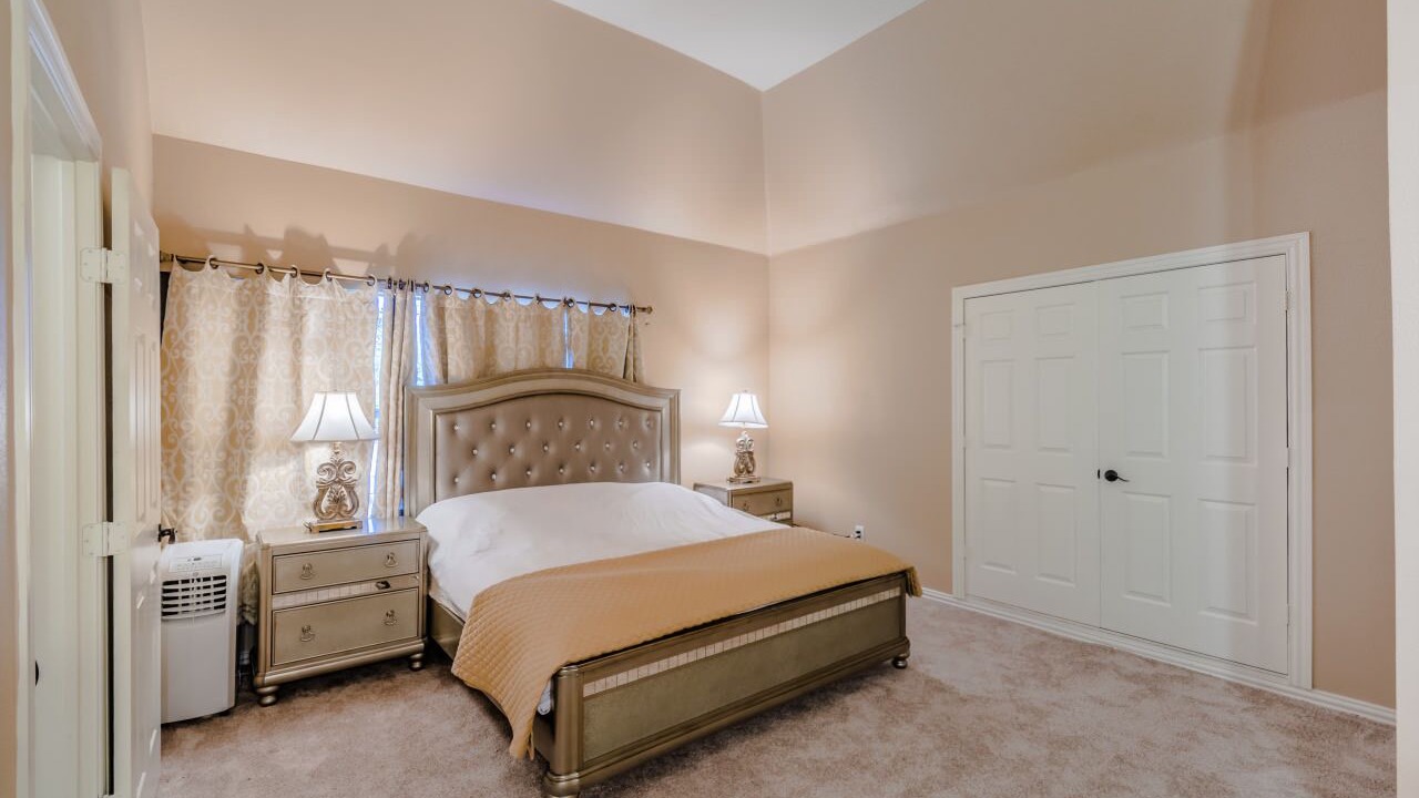 Photo of Bedroom in Far North Dallas