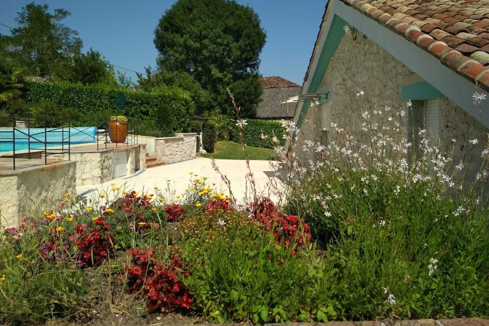 Photo of Others in Montcabrier