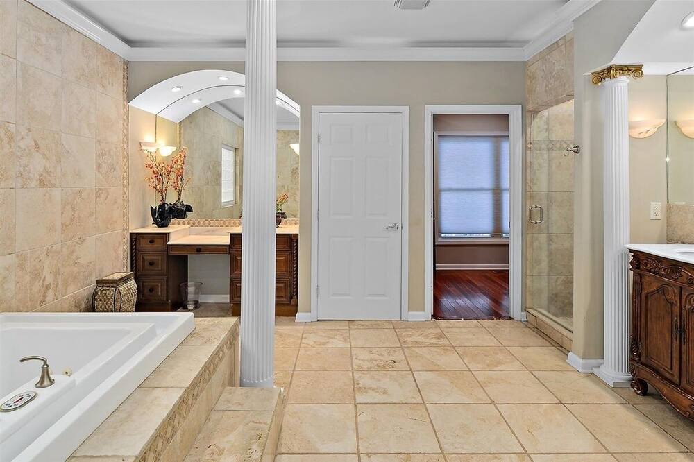 Photo of Bedroom in Heron Harbour Isle
