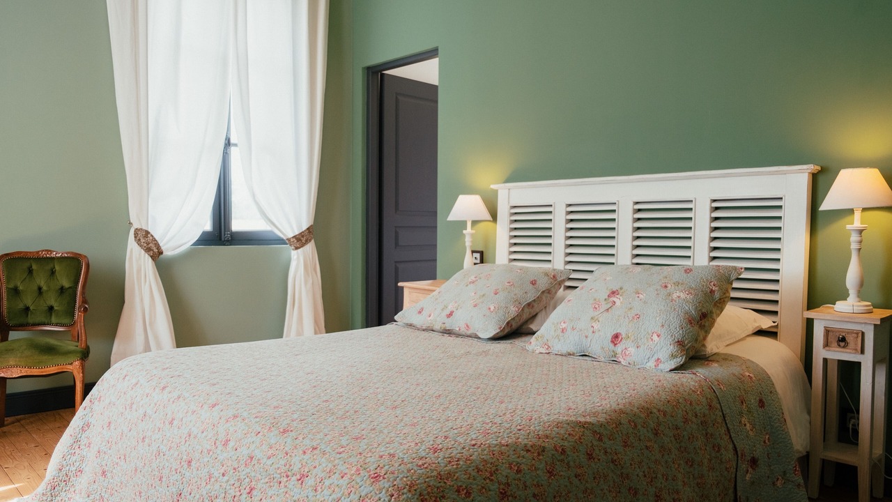 Photo of Bedroom in La Roche-Chalais