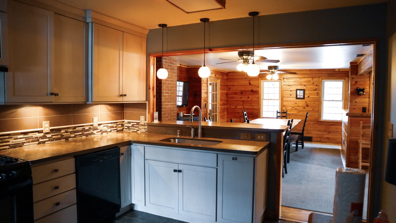 Photo of Kitchen in Grayling