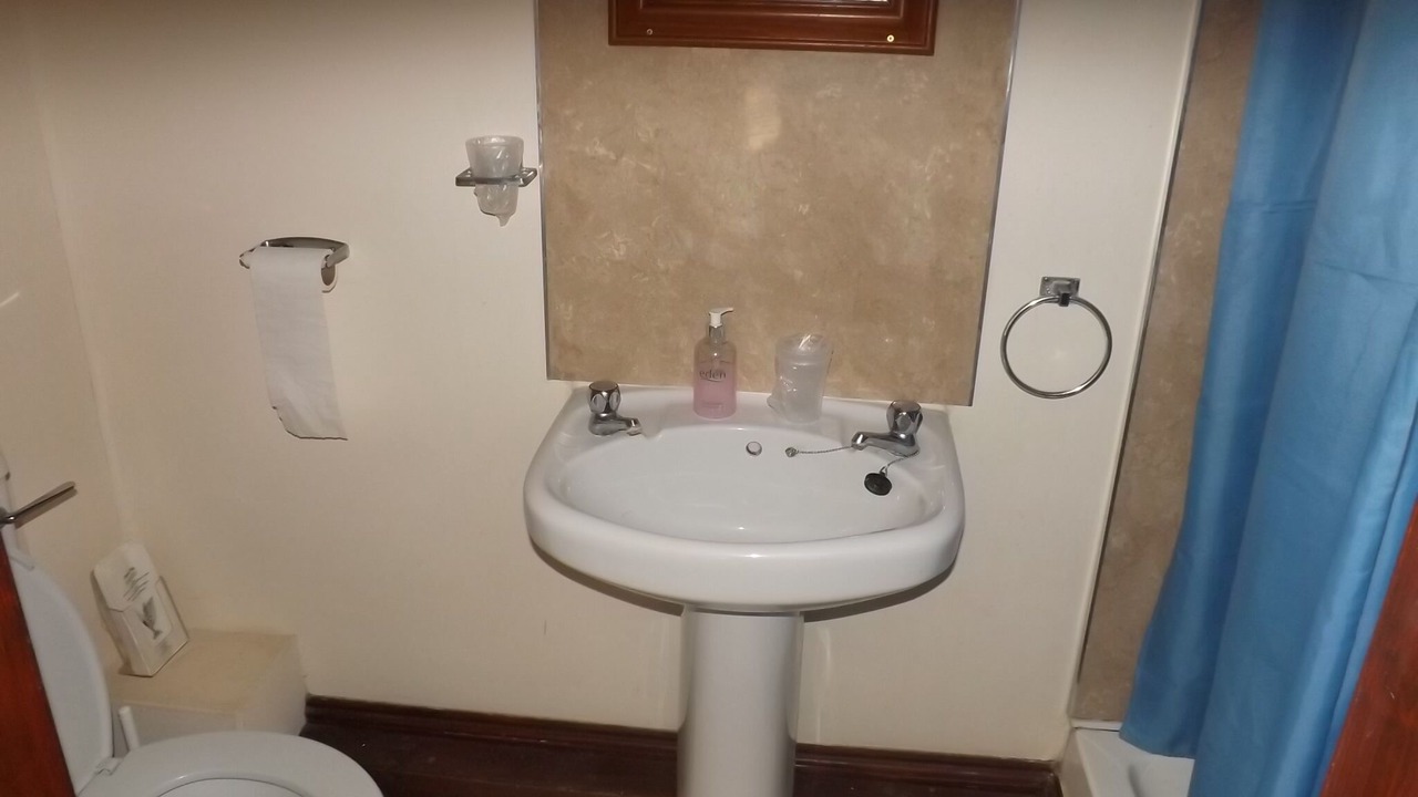 Photo of Bathroom in Twywell