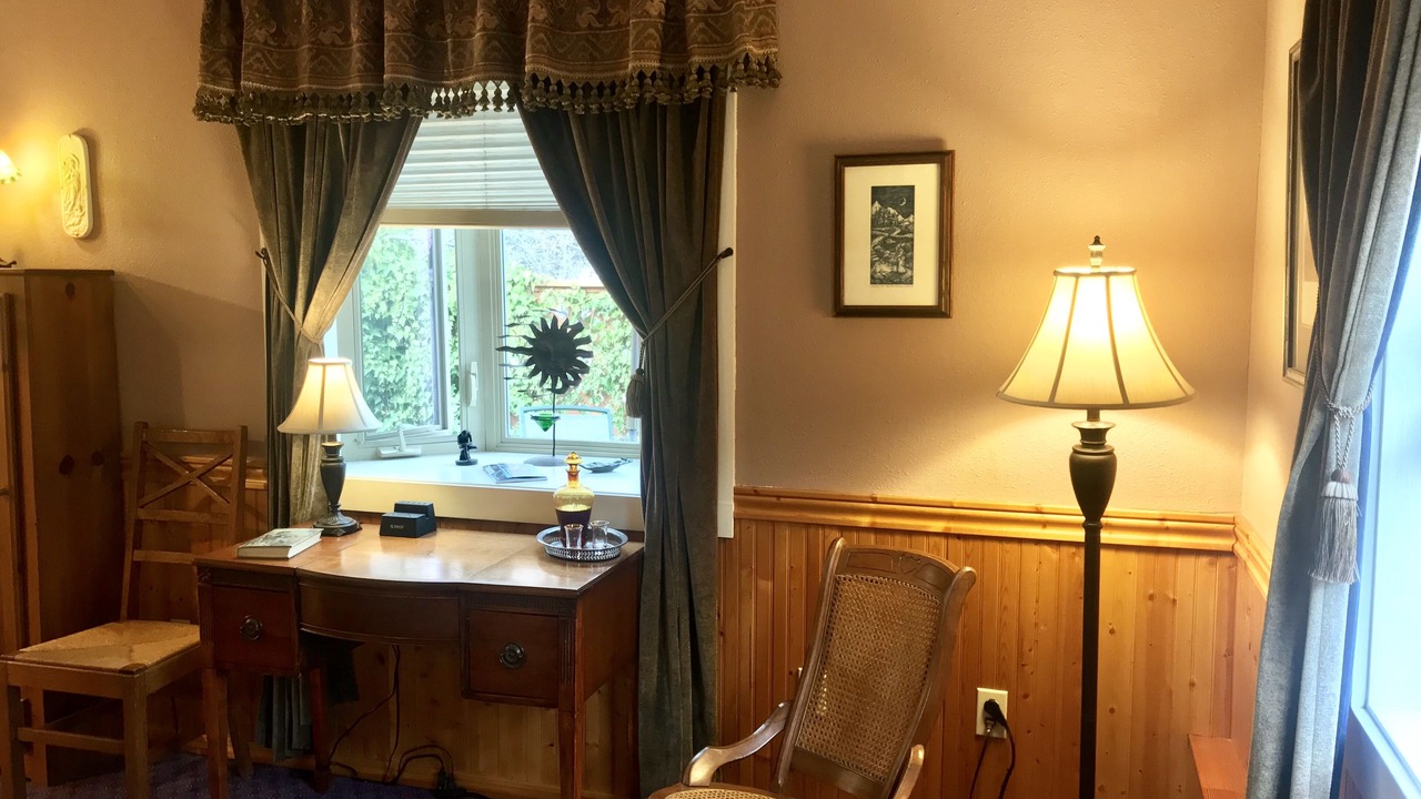 Photo of Bedroom in Ashland