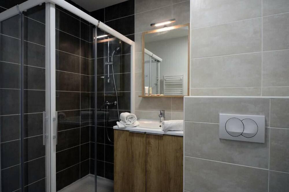 Photo of Bathroom in Le Barcares
