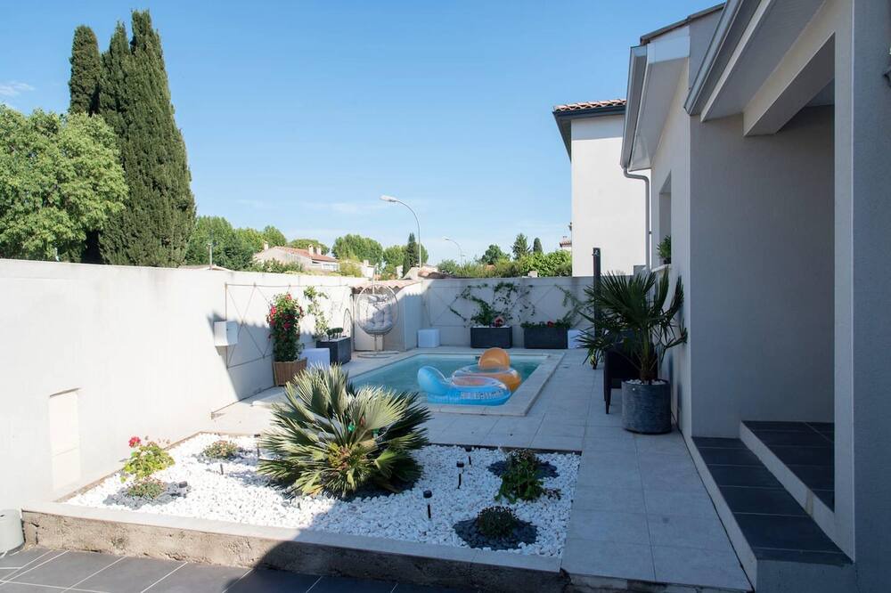 Photo of Others in Lunel