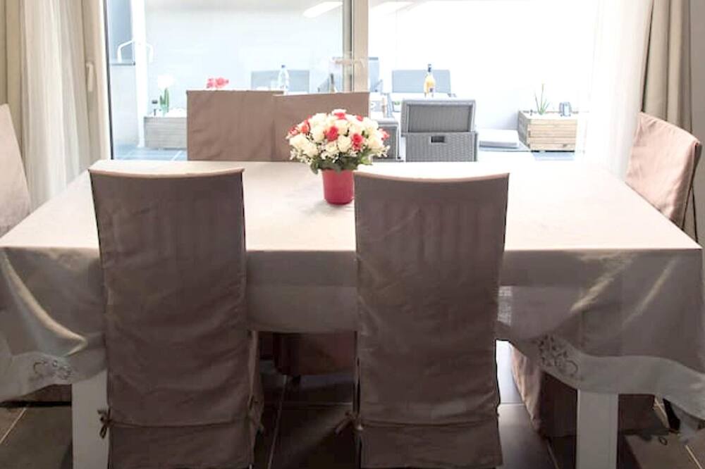 Photo of Livingroom in Lunel