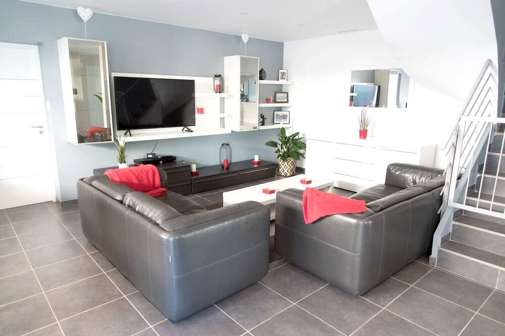 Photo of Livingroom in Lunel