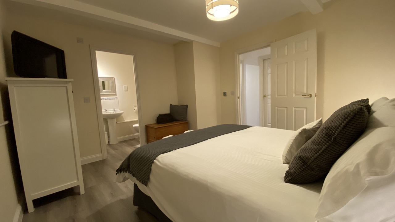 Photo of Others in Linslade