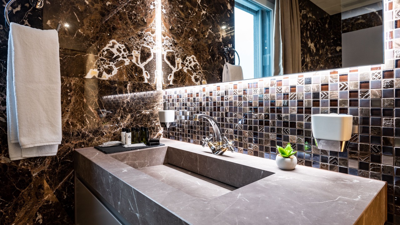 Photo of Bathroom in Glattbrugg