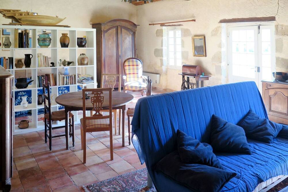 Photo of Bedroom in Labretonie