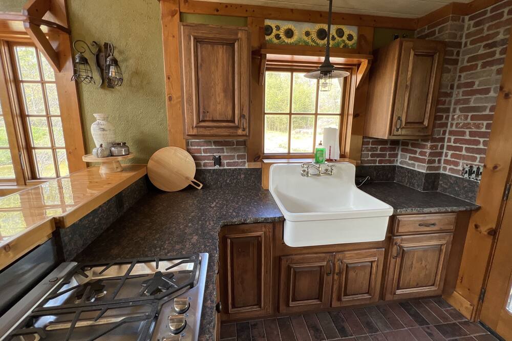 Photo of Bathroom in Rutherfordton