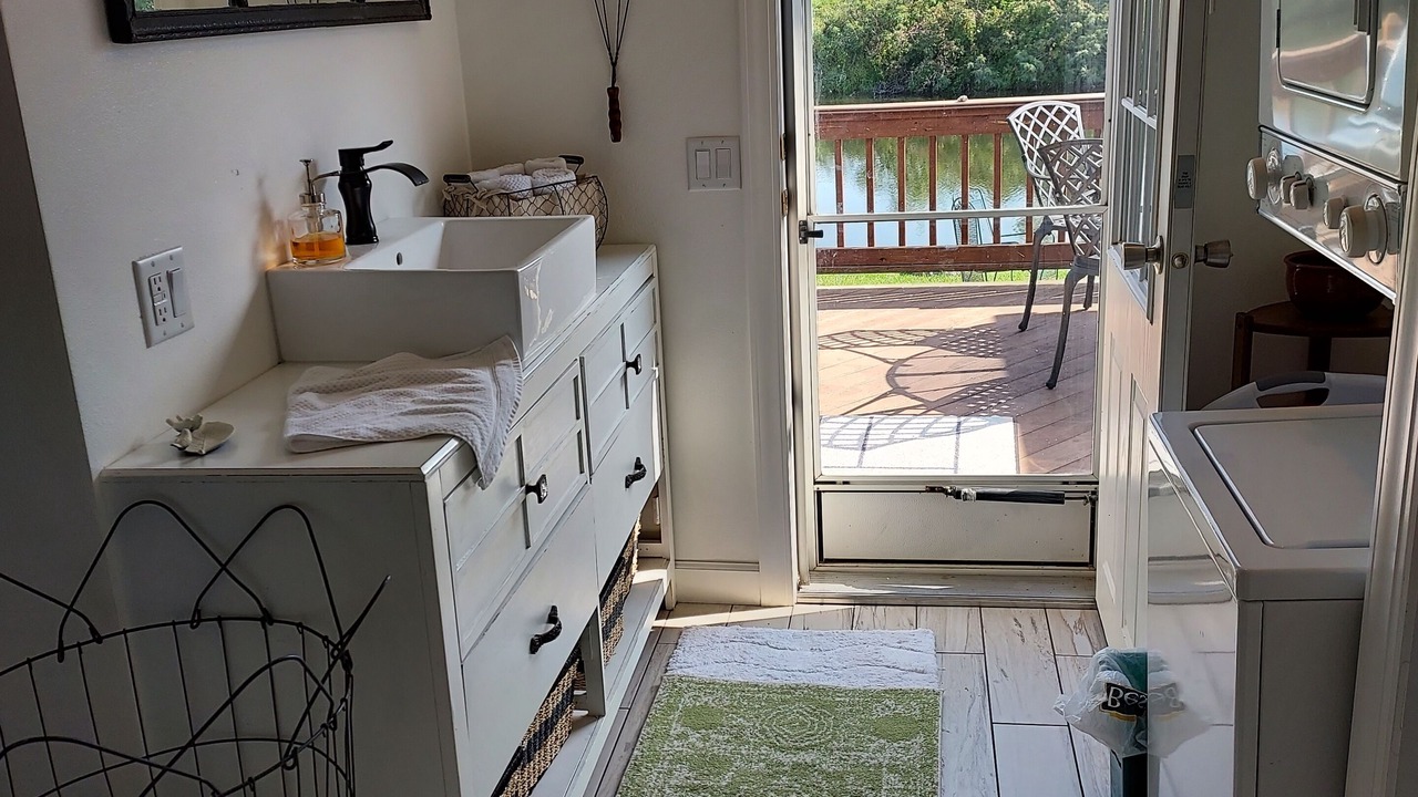 Photo of Kitchen in Lake View