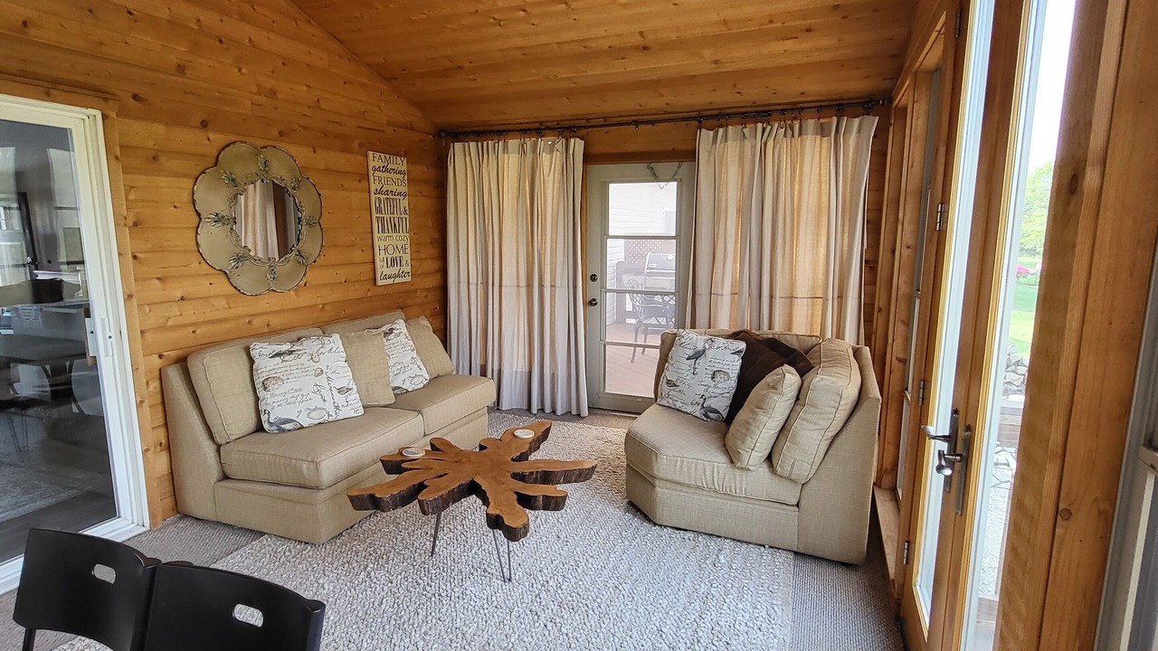 Photo of Patio Balcony in Lake View