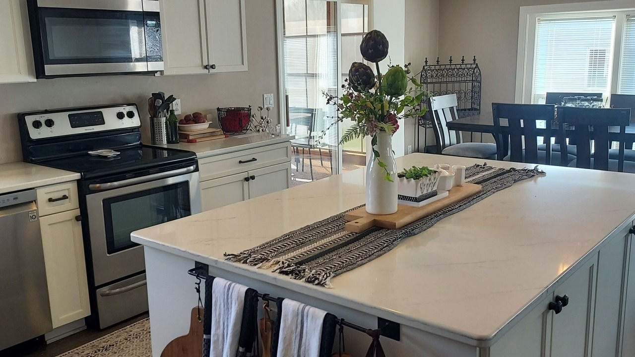 Photo of Kitchen in Lake View