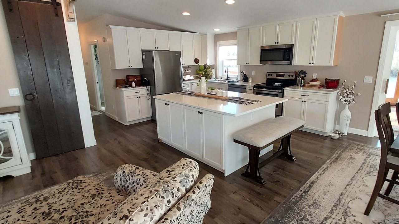 Photo of Others in Lake View