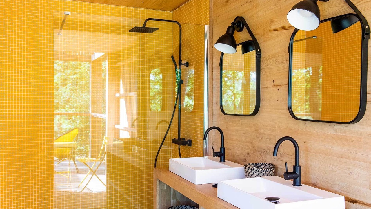 Photo of Bathroom in Esvres