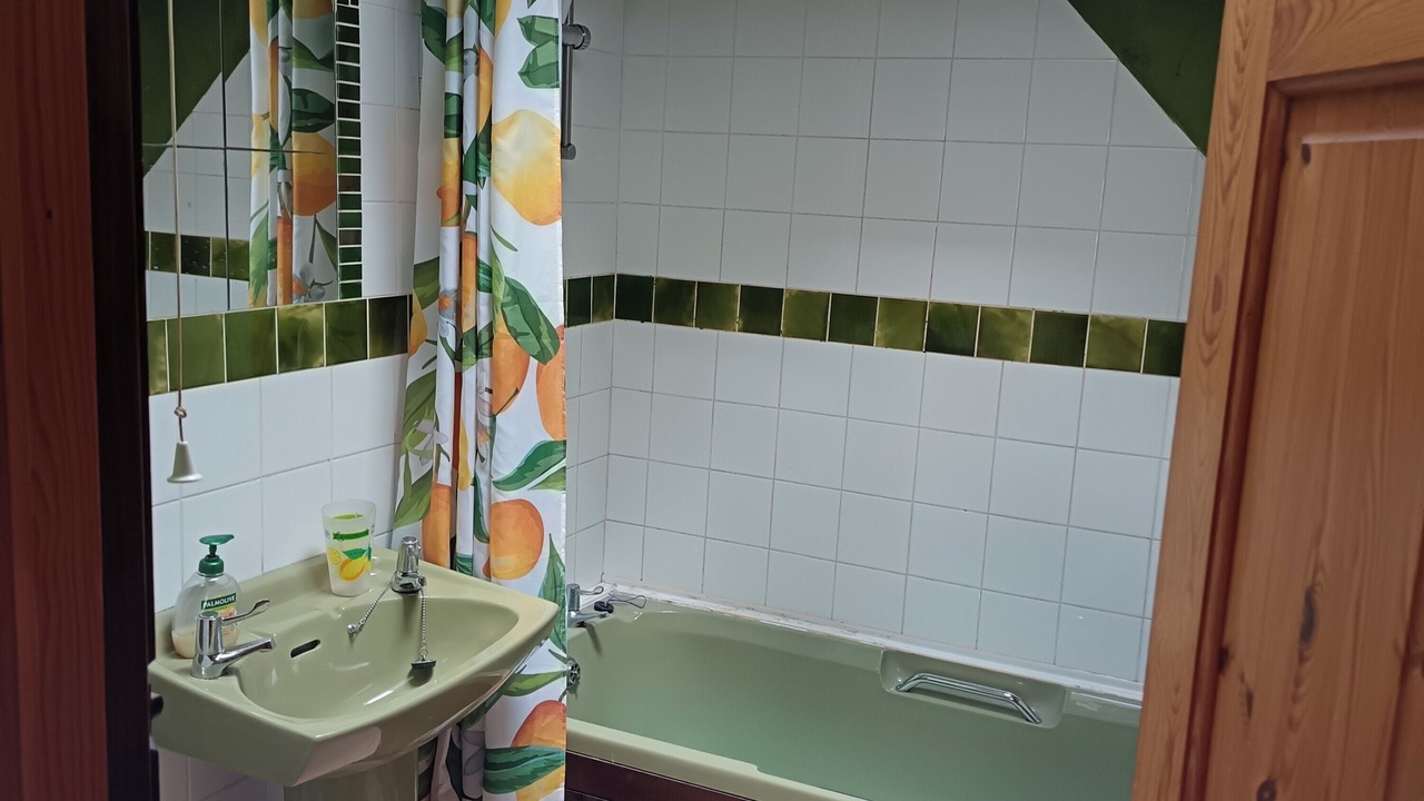 Photo of Bathroom in Cenarth