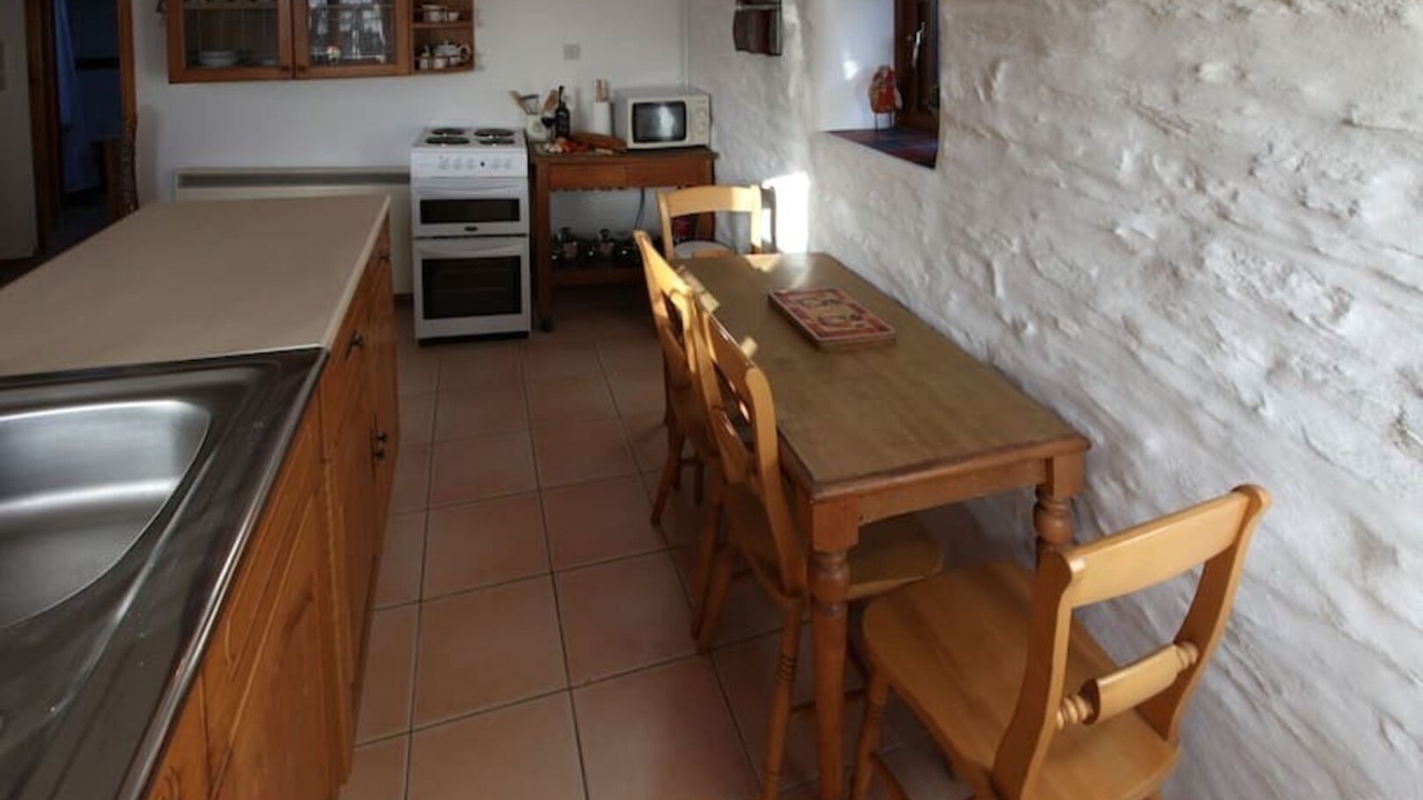 Photo of Kitchen in Cenarth