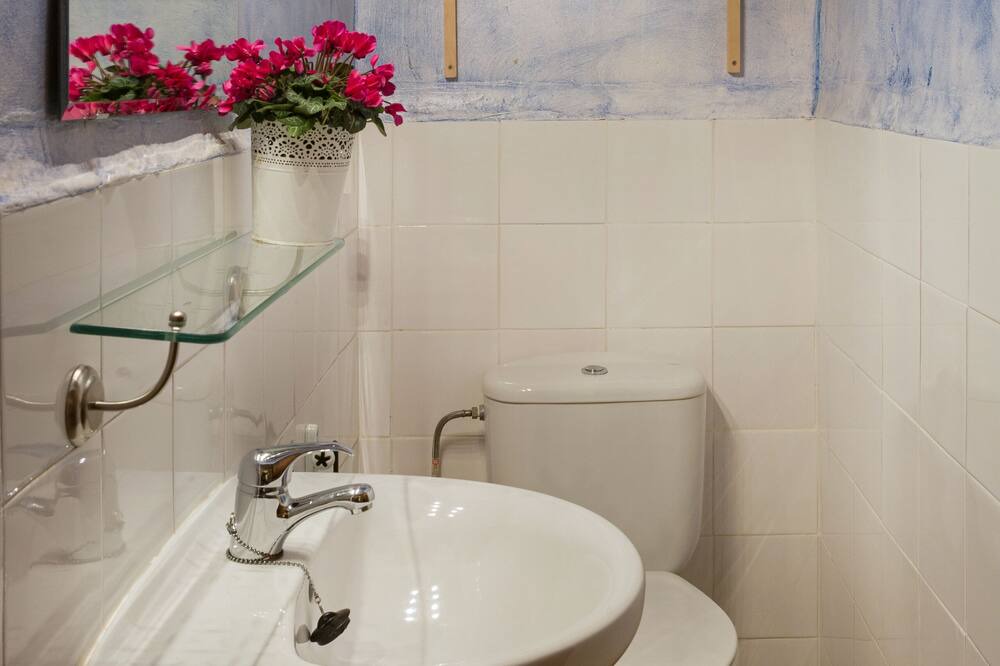 Photo of Bathroom in Sant Sadurni de l'Heura
