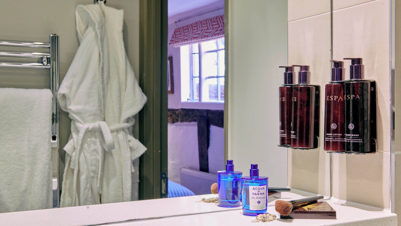 Photo of Others in Eashing