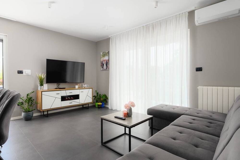 Photo of Livingroom in Becici
