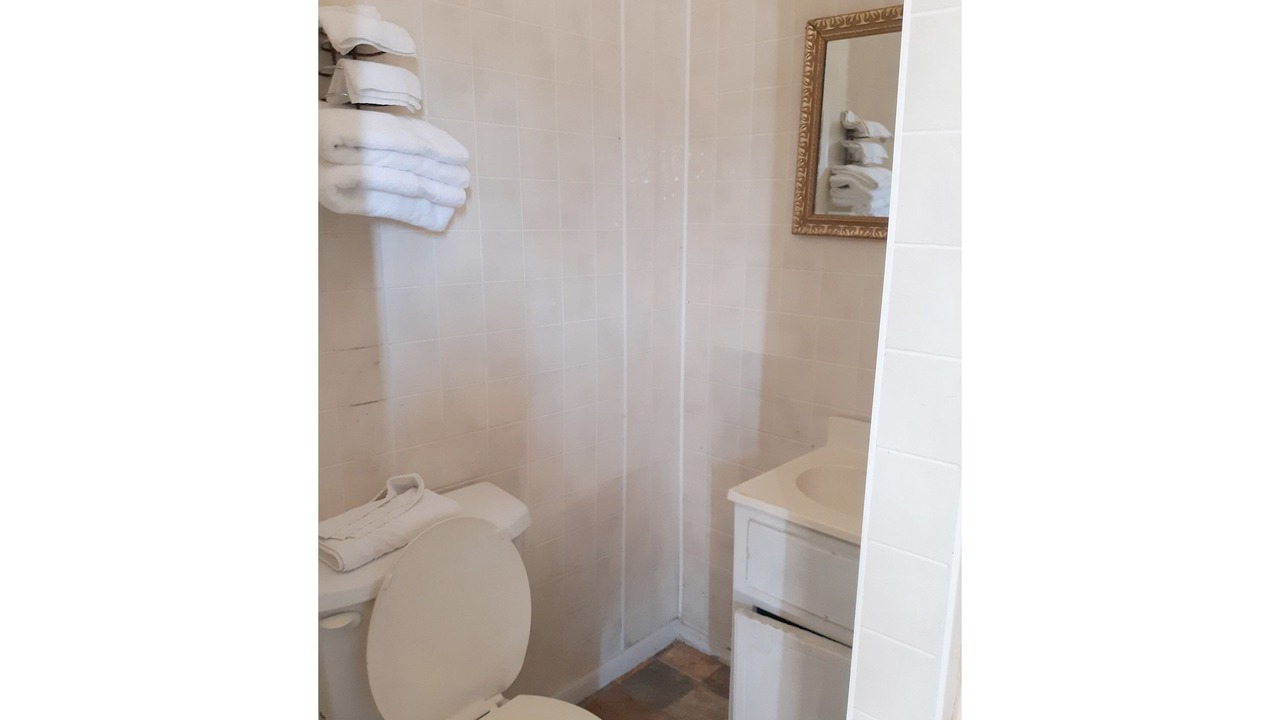 Photo of Bathroom in Durant