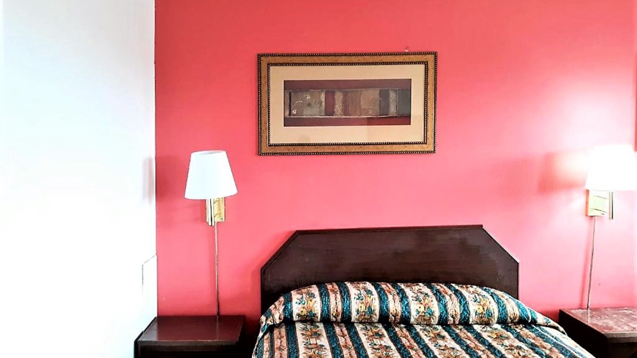 Photo of Bedroom in Durant