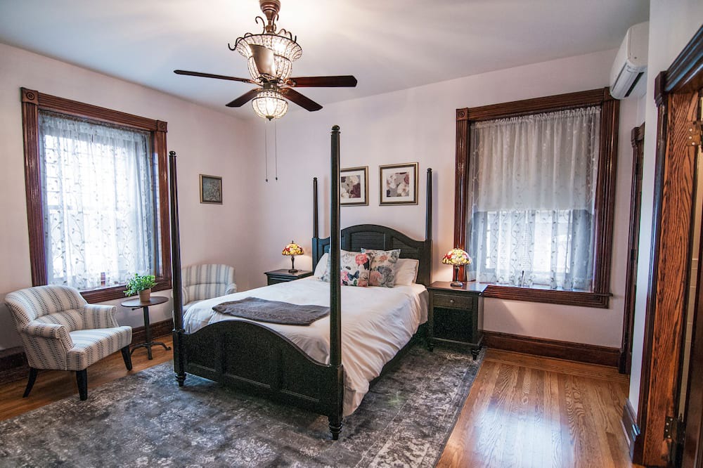 Photo of Bedroom in Conshohocken