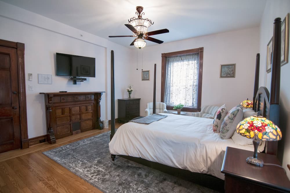 Photo of Bedroom in Conshohocken