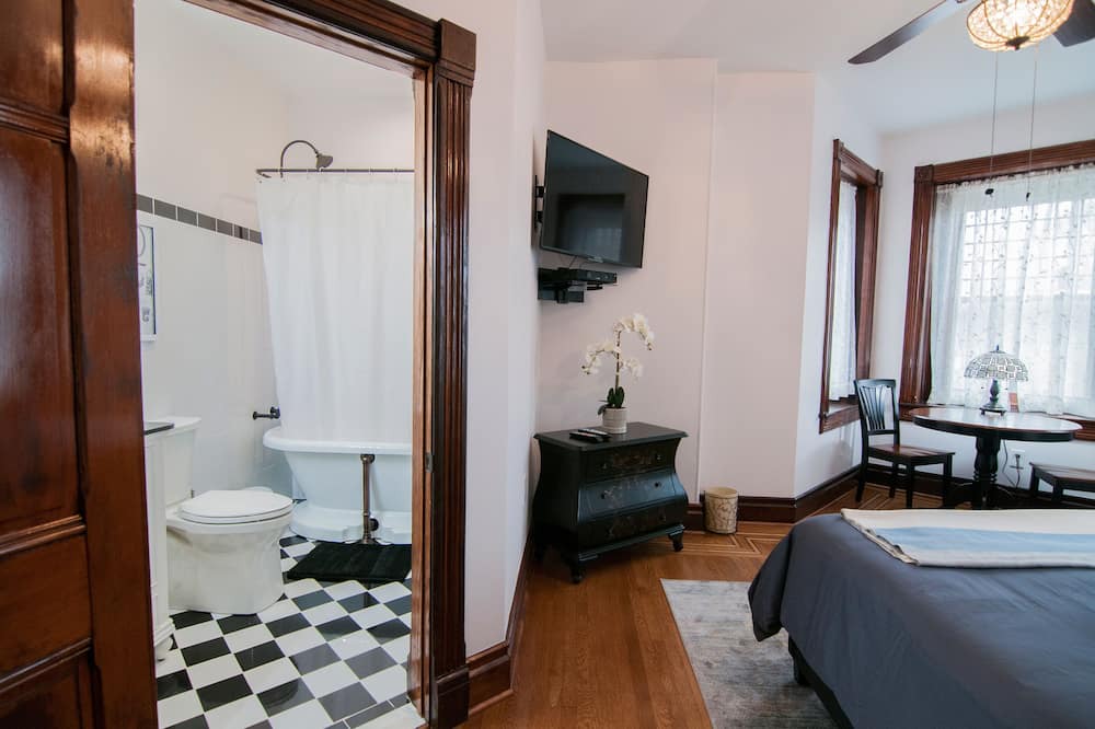 Photo of Bedroom in Conshohocken