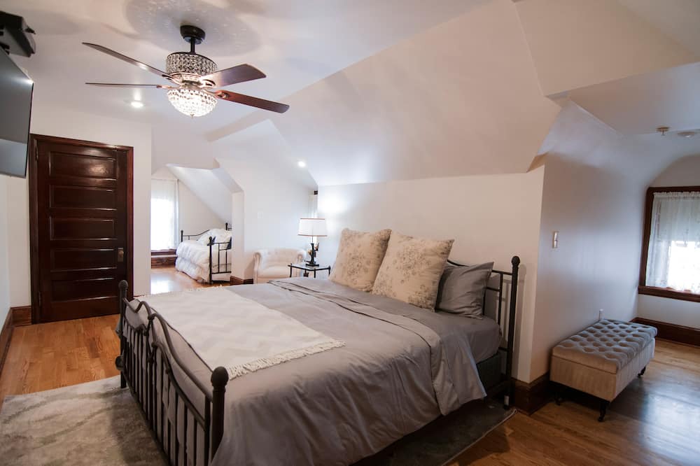 Photo of Bedroom in Conshohocken