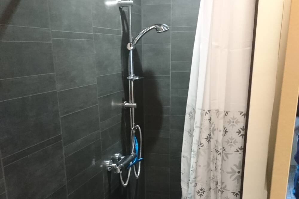 Photo of Bathroom in Vouhe