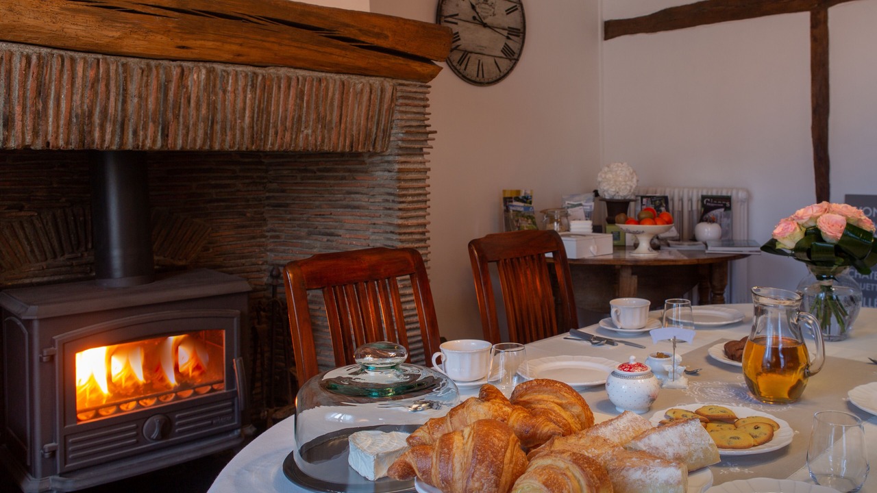 Photo of Livingroom in Nojeon-en-Vexin