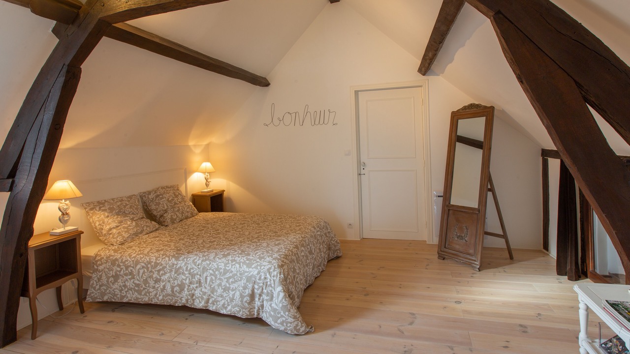 Photo of Bedroom in Nojeon-en-Vexin