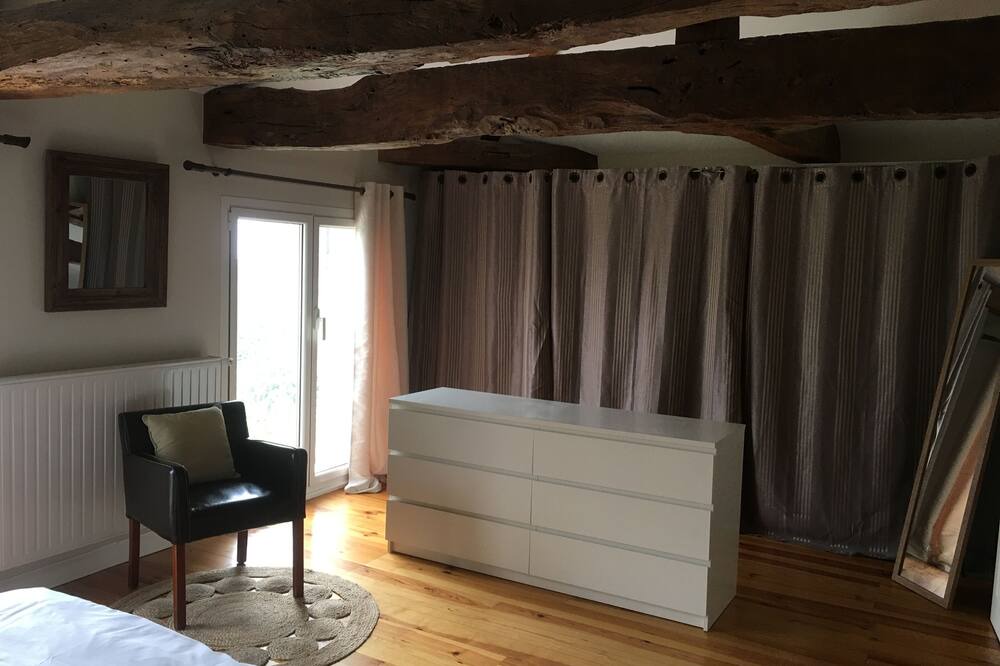 Photo of Bedroom in Clairac