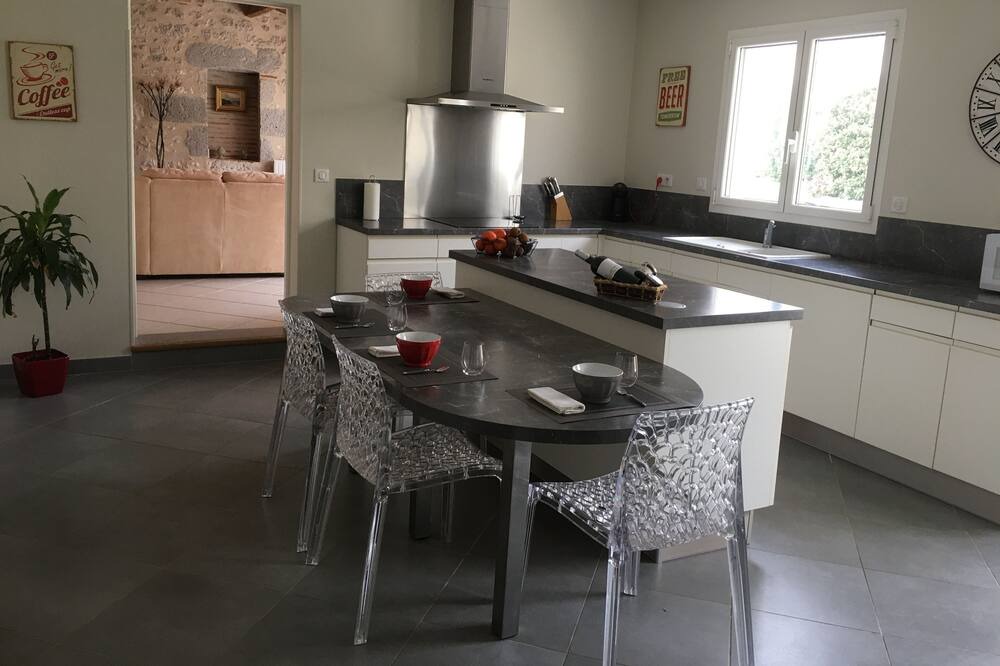 Photo of Kitchen in Clairac