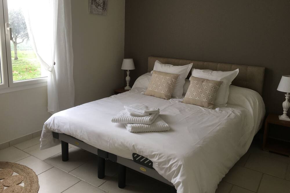 Photo of Bedroom in Clairac