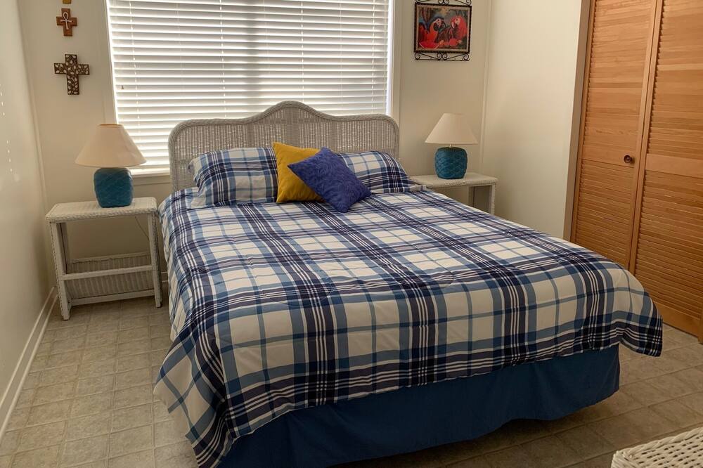 Photo of Bedroom in Elmaton