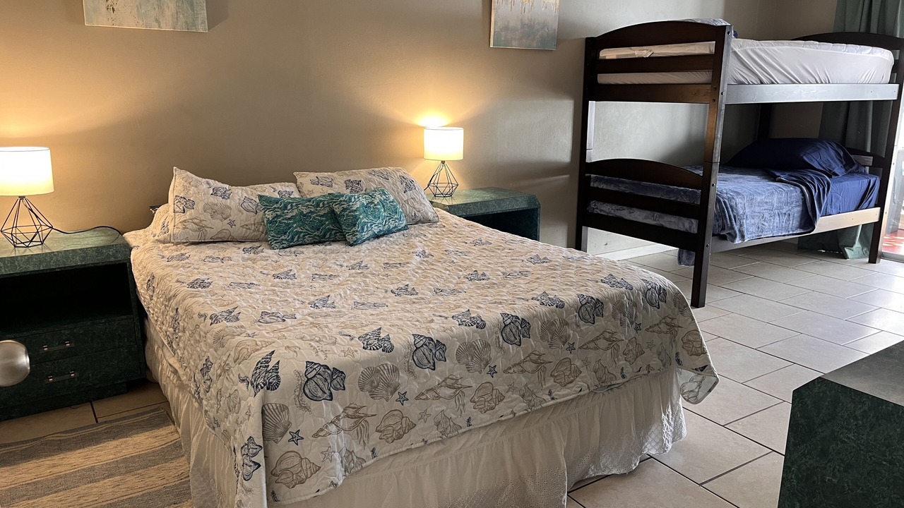 Photo of Others in Holly Hill