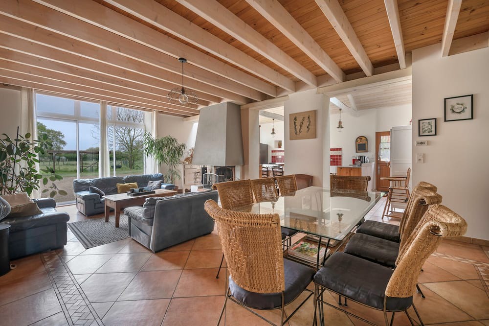 Photo of Livingroom in Saint-Gildas-des-Bois