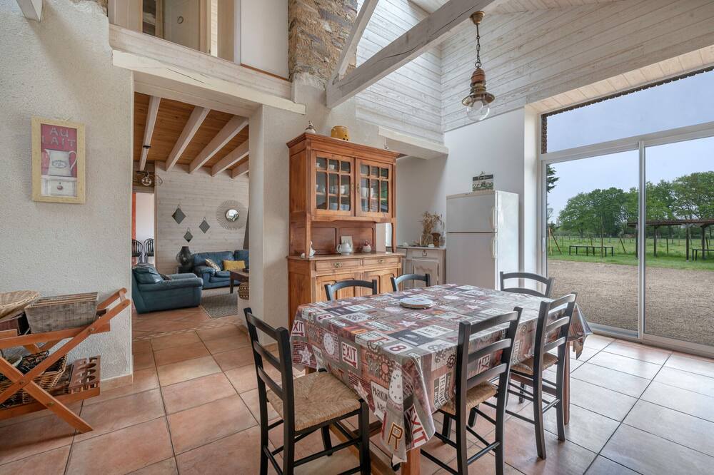 Photo of Livingroom in Saint-Gildas-des-Bois