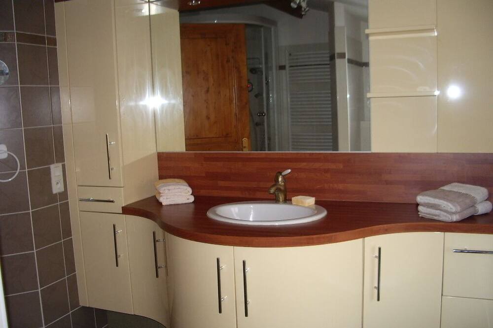 Photo of Bathroom in Soreze