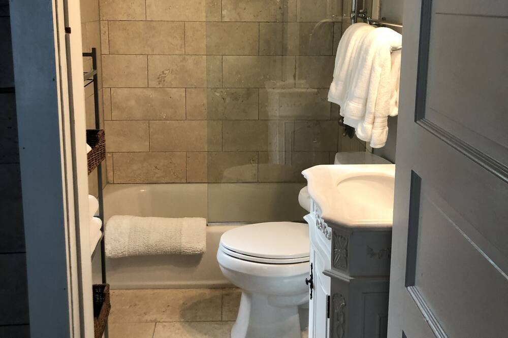 Photo of Bathroom in Lexington