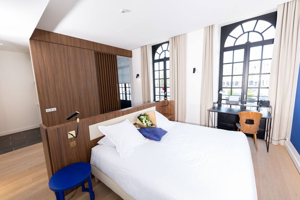 Photo of Others in Arras