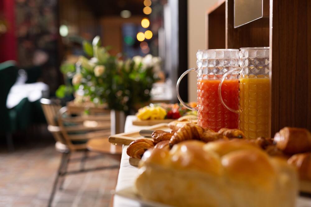 Photo of Others in Arras