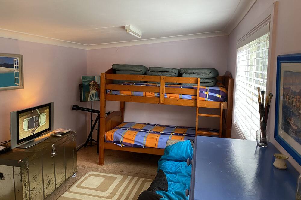 Photo of Bedroom in Walkerville