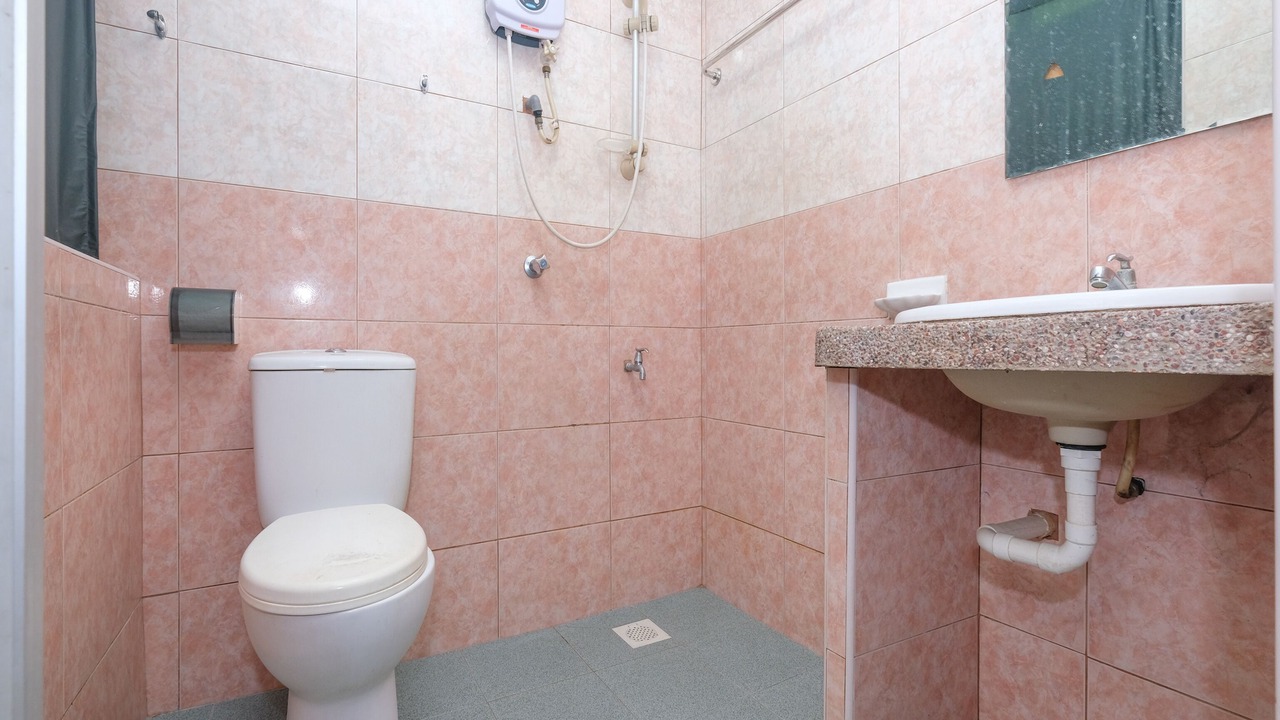 Photo of Bathroom in Teriang