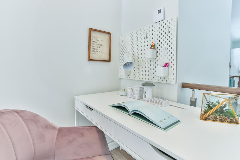 Photo of Bedroom in Val-des-Monts