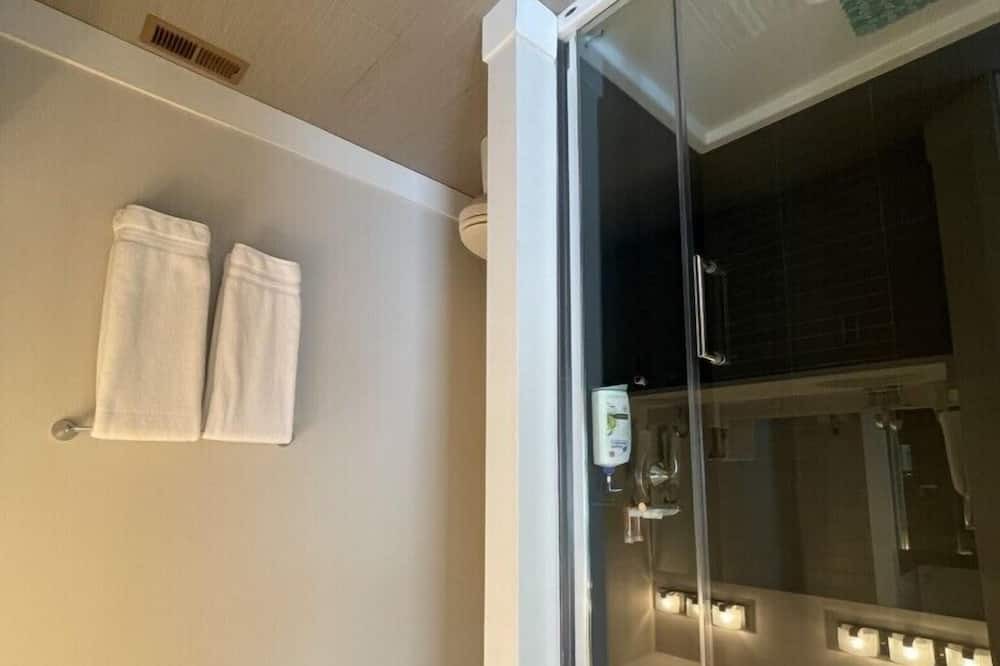 Photo of Bathroom in Wenatchee